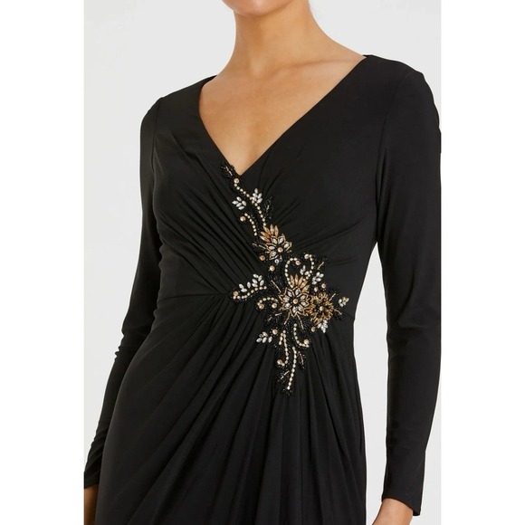 Mac Duggal Black Faux Wrap Long Sleeve Evening Gown with Appliqué Detail Size 12 - Picture 2 of 11